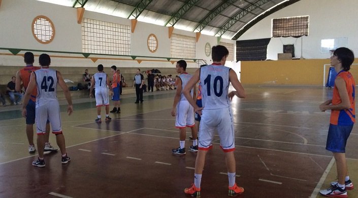 GINÁSIO FLÁVIO DE MELLO RECEBE JOGOS DE BASQUETE NESTE FINAL DE