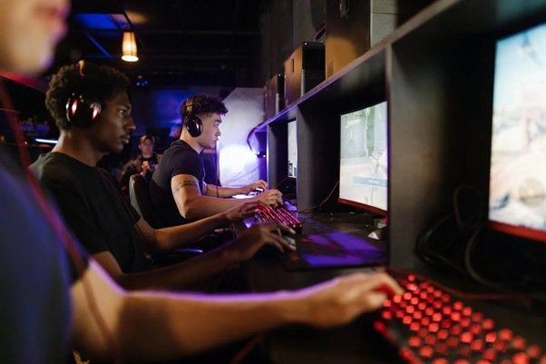 Principais Startups do Brasil se unem para campeonato de Counter Strike, o  famoso jogo de tiro online