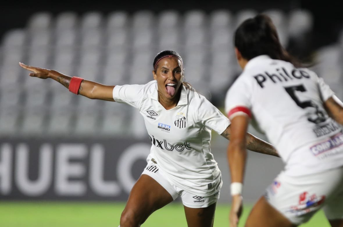 Corinthians bate Santos e vai à final do Brasileiro feminino