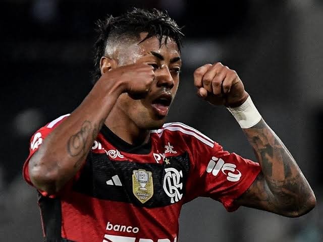 Flamengo e Bruno Henrique chegam a acordo por renovação de