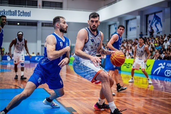 Minas vence 7 das 8 partidas coletivas do primeiro dia dos Jogos